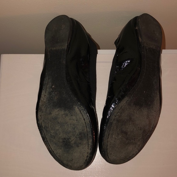 Tory Burch Caroline Flats - Picture 2 of 3